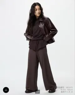 【新品未使用】ユニクロ クレープジャージーストレートパンツ/丈短め ブラウン