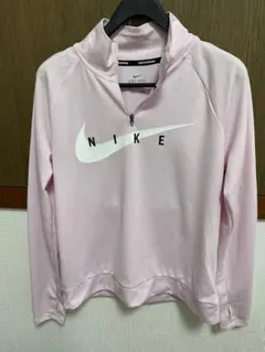 NIKE スポーツウエア　ピンク
