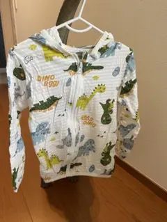 薄手パーカー　恐竜　100〜110