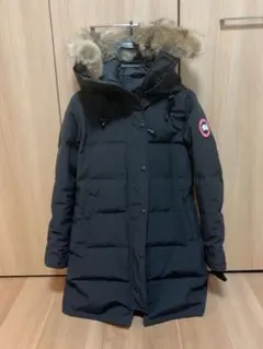 CANADA GOOSE ダウンジャケット