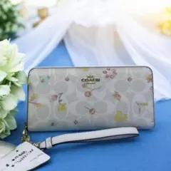 2026年最新】コーチ 長財布 花柄の人気アイテム - メルカリ