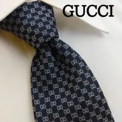 ★美品★ グッチ 高級シルクネクタイ 総柄（インターロッキング） ブラック