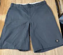 dickiesルーズフィット ダークグレー ショートパンツ