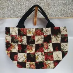 ⑨【匿名配送】 ハンドメイド パッチワーク トートバック