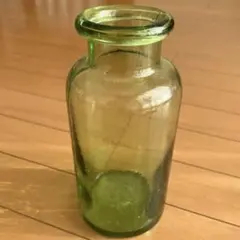 【送料無料】フラワーベース 花瓶 円筒形 リサイクルガラス 緑 グリーン