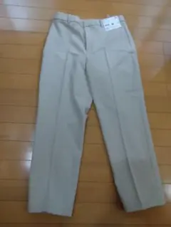 ユニクロ感動スリムパンツ