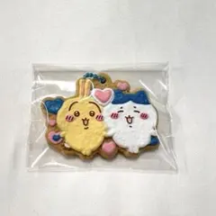 ちいかわ　クッキーチャームコット キーホルダー　ハチワレ　うさぎ