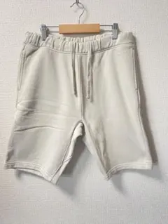 クリーム色 スウェットショートパンツ