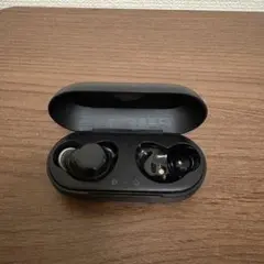 左耳(R)とケースSoundcore Liberty Neo2