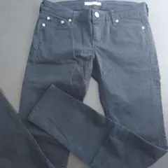 Item thumbnail for item 6325db4f-02f3-4ec4-9bf2-6acd8ce4c7c2