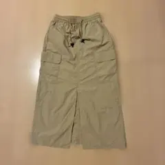 ほぼ未使用⭐︎美品　GU ナイロンスカート　S
