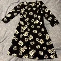 UNIVERSAL MUSE 花柄長袖ワンピース