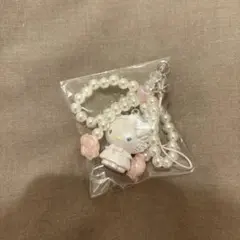 サンリオ チャーミーキティ ホワイトフリルデザイン シークレットストラップ