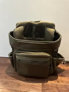 Item thumbnail for item 781a3eff-7e26-41cf-ba14-7e51b7dc19f1