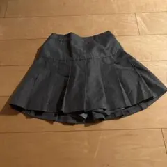 グレー プリーツスカート ミニ丈　インパン付きのサムネイル