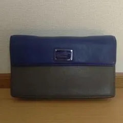 未使用品   マークバイマークジェイコブス