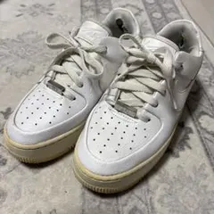 NIKE AIR FORCE 1 スニーカー　値下げしました