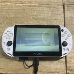 SONY ソニー　PSVITA ヴィータ　PCH-2000 本体