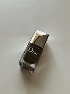 Dior モカ茶　615 ネイルカラー