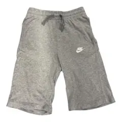 Nike グレー ショートパンツ Lサイズ