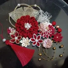 つまみ細工髪飾り　えんじ色　成人式結婚式卒業式