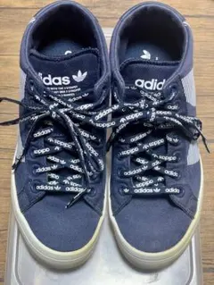 adidas スニーカー COURTVANTAGE HEEL TREFOILのサムネイル