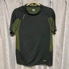 y031804 NIKE スポーツウェア　M　ランニング　運動　メッシュ
