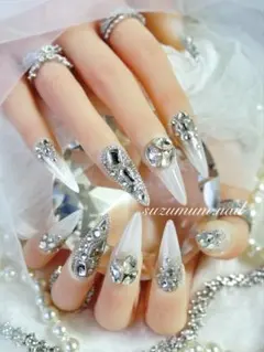 ネイルチップ ロングネイル ギャルネイル ワンホン 埋めつくし ラメグラ 乳白色