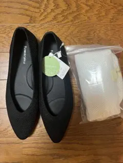 【新品値下げ中】洗濯機で洗える fuwarakuパンプス ブラック 24.5cmのサムネイル