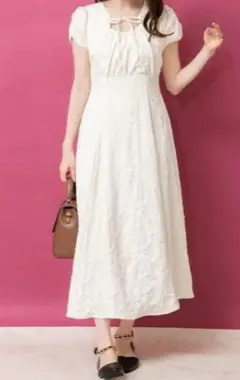 【✨美品✨】NOELA 半袖ワンピース　オフホワイト　Мサイズ