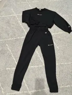 Repipi Armario×Champion クロップドセットアップ