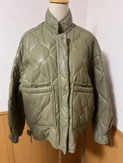 ZARA フェイクレザーパフジャケット