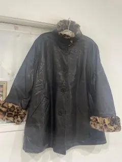 黒レザーコート レオパードファー付き