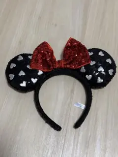 ディズニー カチューシャ スパンコール ハード型 赤リボン