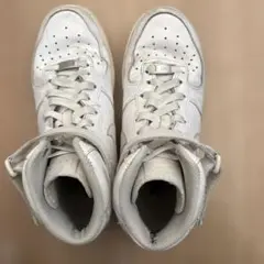 Nike Air Force 1 Mid Sneakers