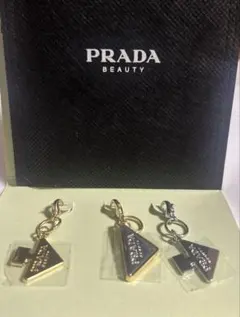 PRADABEAUTYノベルティホリデーチャーム新品