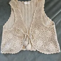 ベージュ かぎ編み ノースリーブベスト フリーサイズ