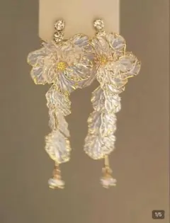 結婚式　ピアス