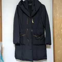 ダウンコート フード付きブラック