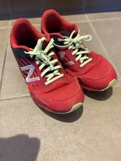 ニューバランス　シューズ　キッズ　24.5cm