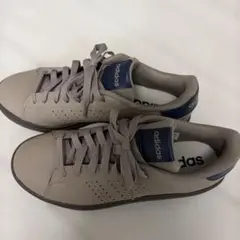 adidas スニーカー ブランチカーゴ(ベージュ)