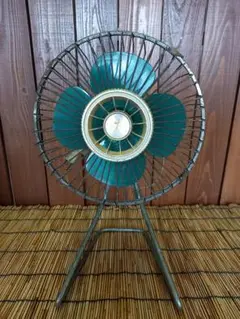 【新品未使用】卓上扇風機 1970年代 レア 昭和レトロ 非売品 通電確認済 新品未使用】卓上扇風機 1970年代 レア 昭和レトロ 非売品 通電