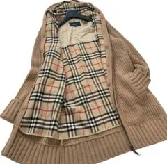 週末値引き　BURBERRY　バーバリー　ニットコート　2サイズ(M-L)のサムネイル
