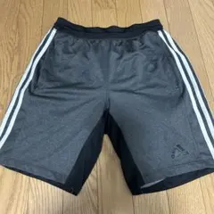 adidas ショートパンツ グレー Sサイズ