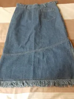 ✣✣TIARA✣✣　フリンジ付きデニムスカート　Ｓティアラ