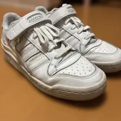 Adidas Forum ローカット　27センチのサムネイル