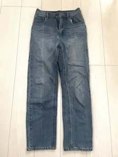 ストレートデニム