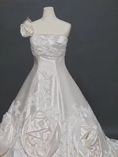 ウェディングドレス　ワンショルダー　披露宴　前撮　フォトウエディング　舞台衣裳