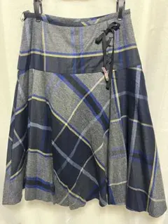 Item thumbnail for item 3d948848-996c-404c-8617-89f79c700bf3