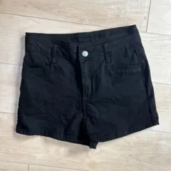 ブラックショートパンツ Mサイズ